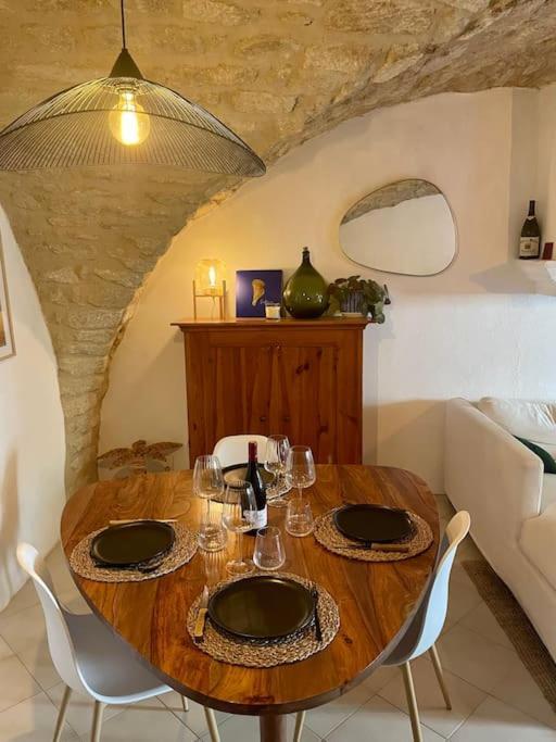 Charmante Maison De Village Au Pied Du Luberon Cabrieres-d'Aigues Ngoại thất bức ảnh
