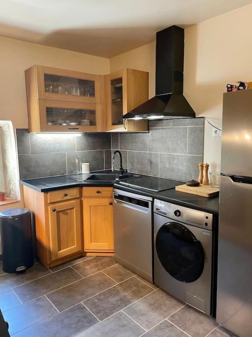 Charmante Maison De Village Au Pied Du Luberon Cabrieres-d'Aigues Ngoại thất bức ảnh